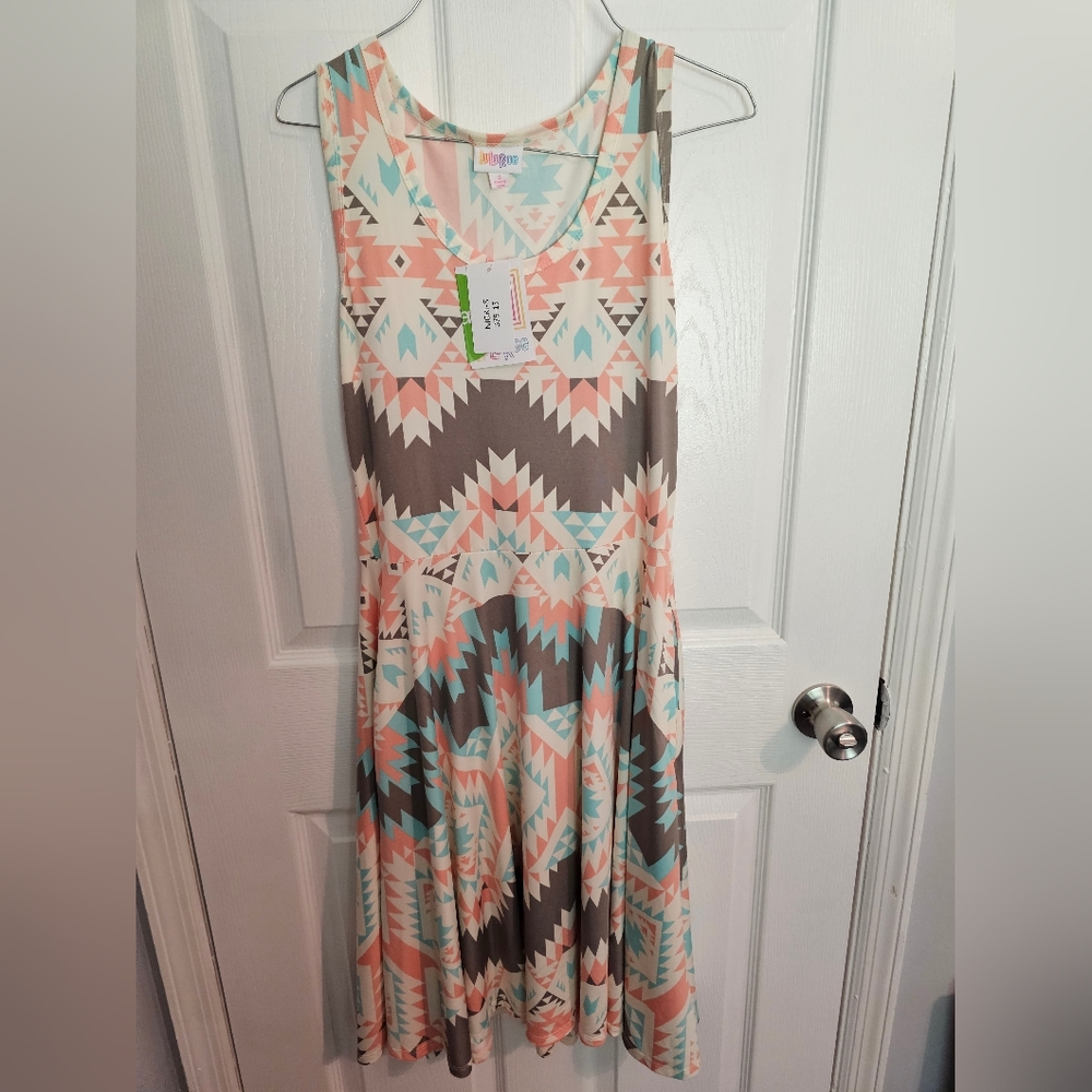 Lularoe nicki